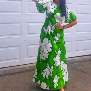 Elegant Floral Green Maxi Dress